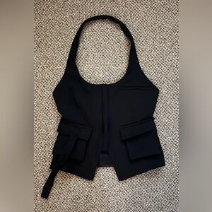 Zara halter vest cropped in black xs